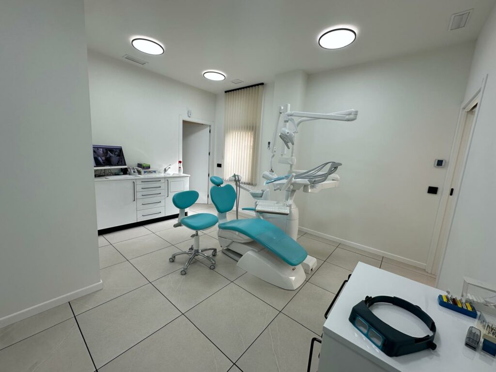 Clinica Dental Gaviño Souto - Málaga - Estepona - Fabricando Proyectos Ingeniería